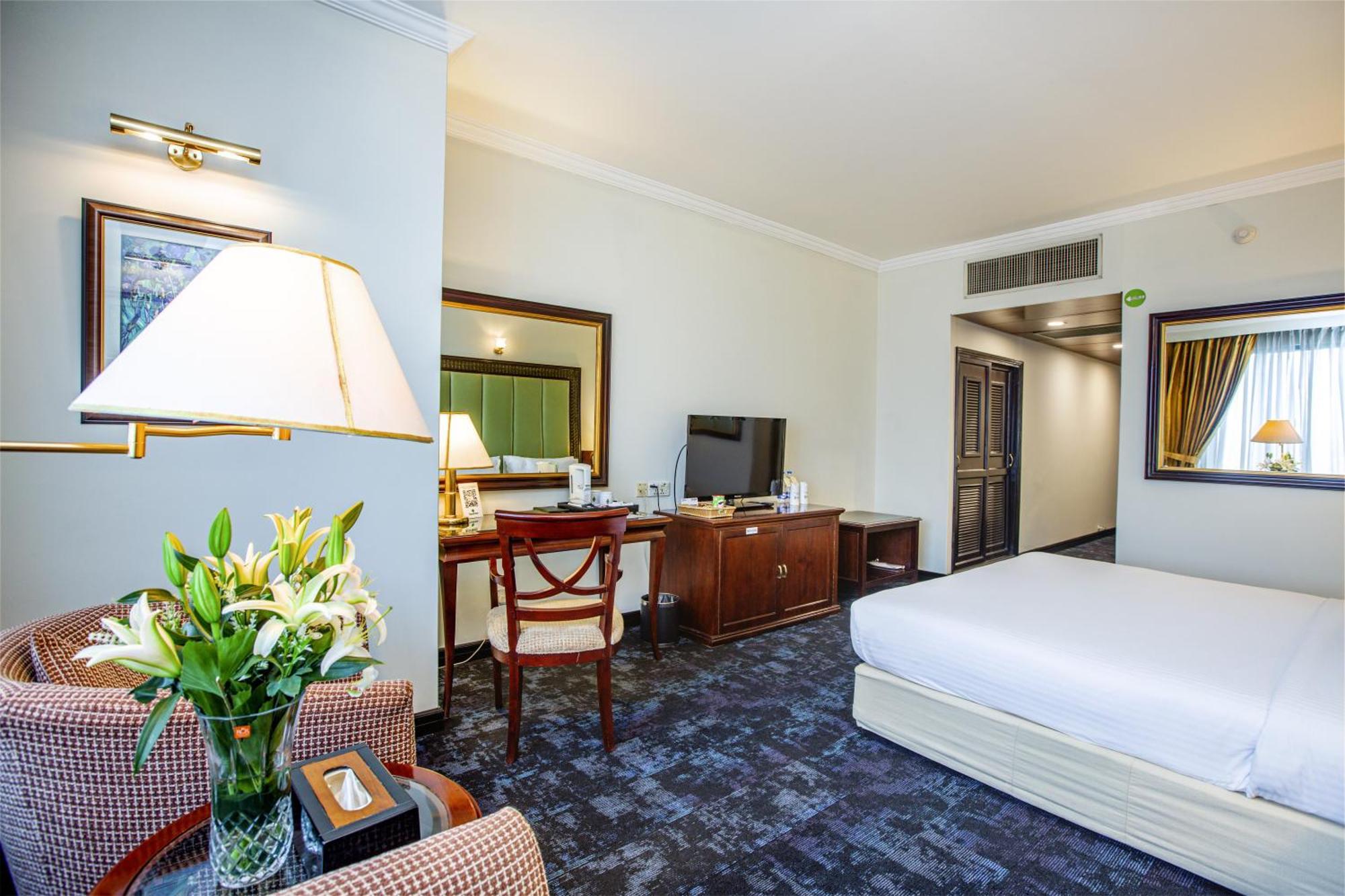 Hotel Sarina Дака Екстериор снимка